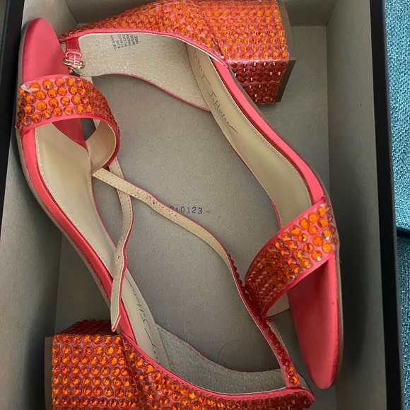 Betsey Johnson - Picture 3 of 6